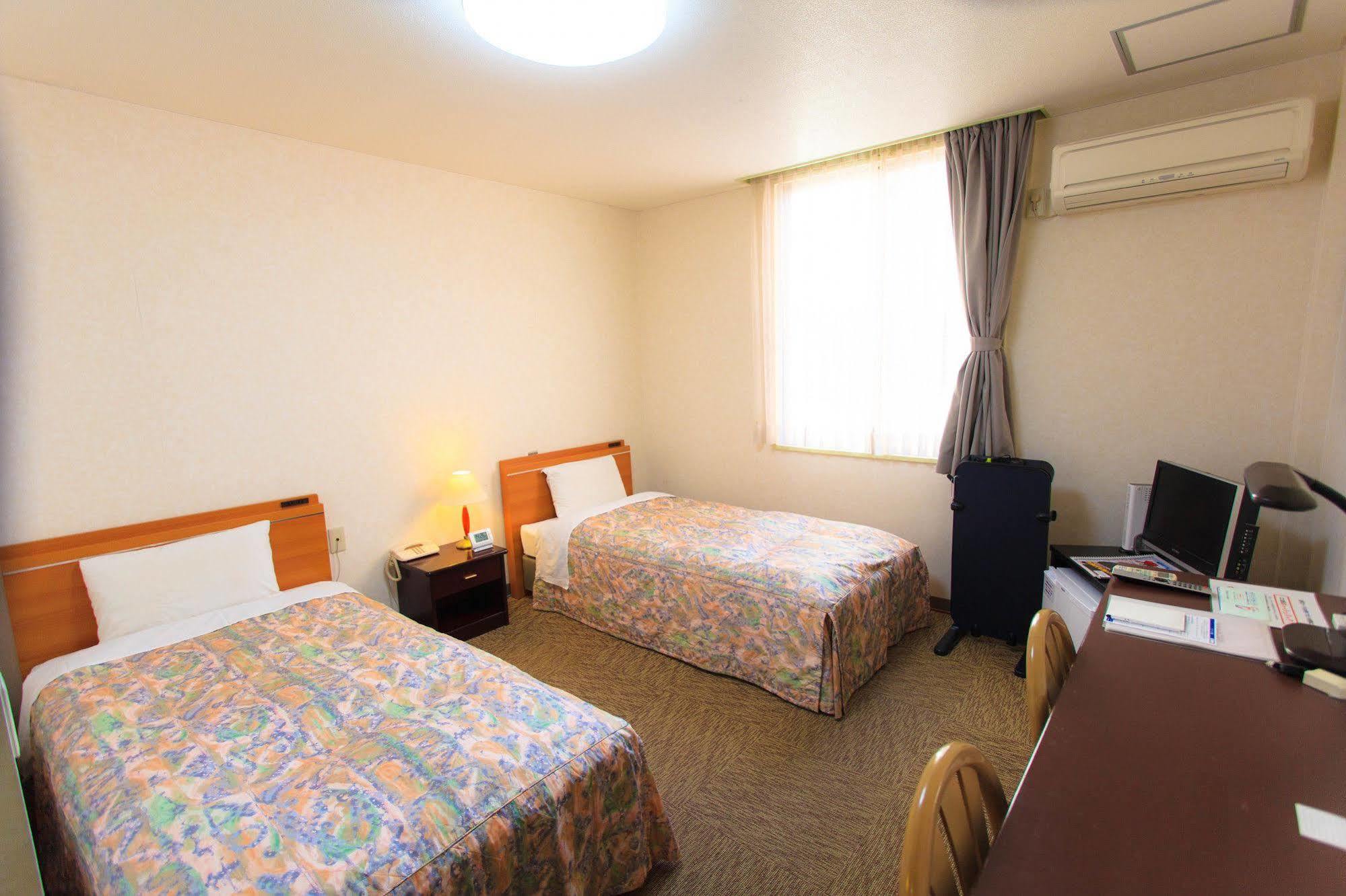Matsuyama New Grand Hotel Esterno foto